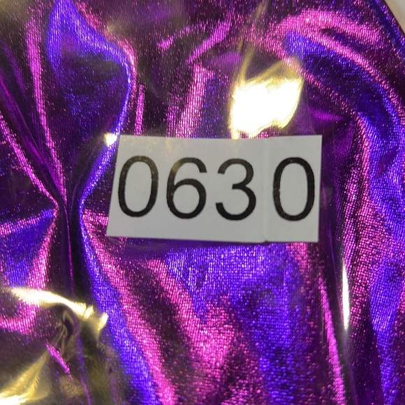 New Deep V neck Halter Top - Picture 13 of 13